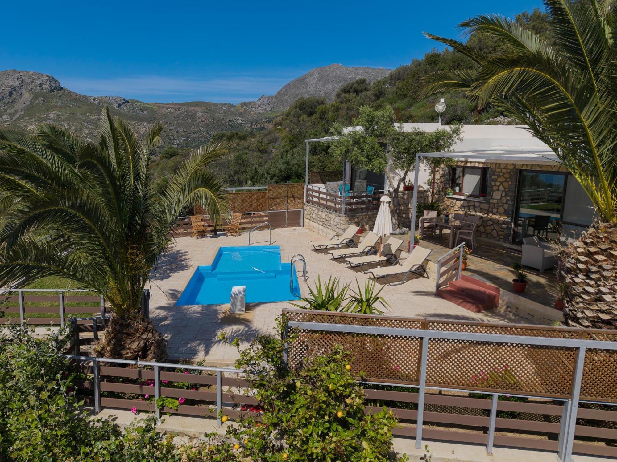 Souda Bay Cottage Плакиас Экстерьер фото