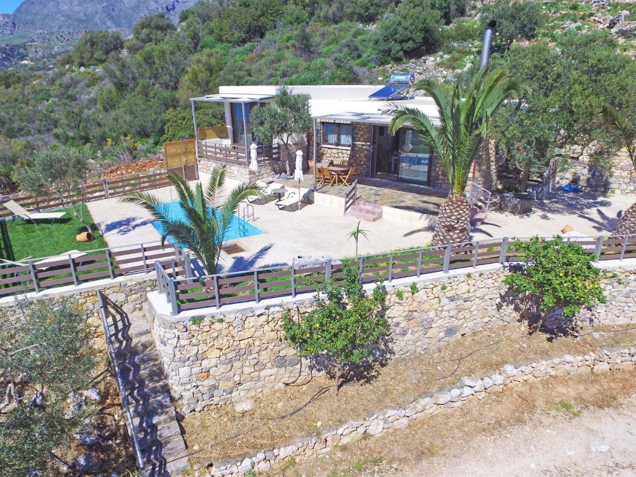 Souda Bay Cottage Плакиас Экстерьер фото